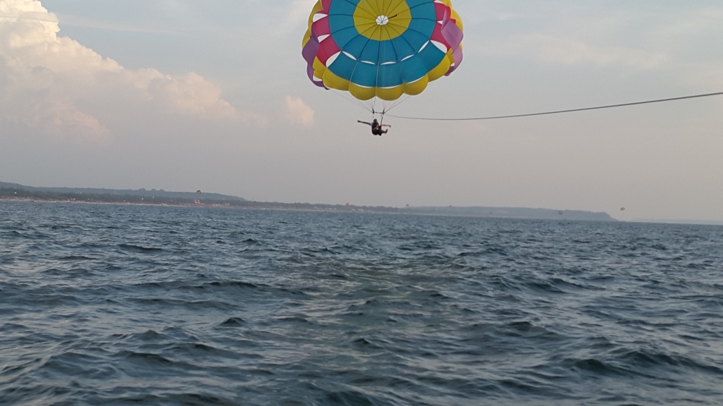 Para-Sailing